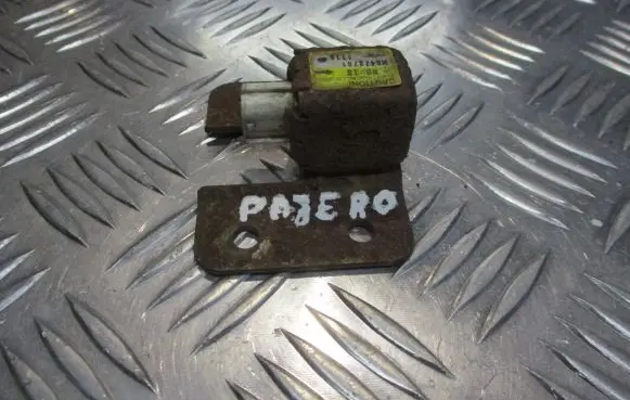 Mitsubishi Pajero Pinin Airbag deployment crash/impact sensor MR472781