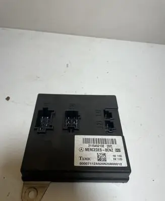 Mercedes-Benz E W211 Other control units/modules 2115452132