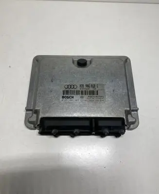 Audi A6 S6 C5 4B Engine control unit/module 038906018G 28SA3301 0281001609