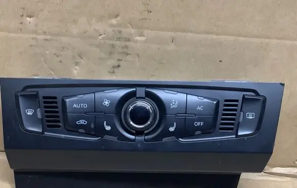 Audi A4 S4 B8 8K Climate control unit 8T0820043AN