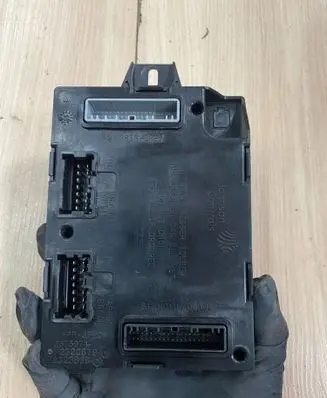 Opel Vivaro BSM Control unit 284B18533R