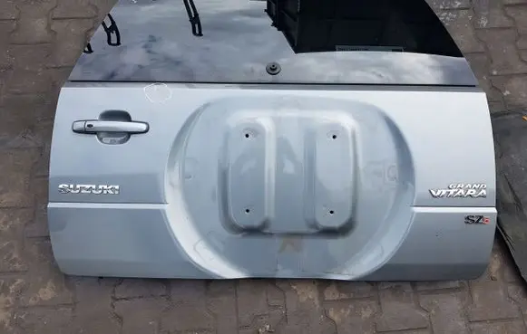 Suzuki Grand Vitara II Tailgate/trunk/boot lid