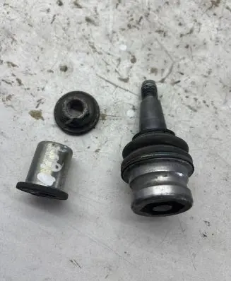 Audi A6 S6 C7 4G Front ball joint 8K0407689G