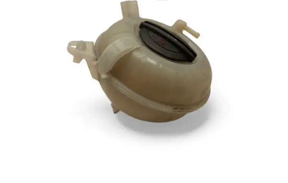 Volkswagen Atlas Coolant expansion tank/reservoir 5Q0121407F