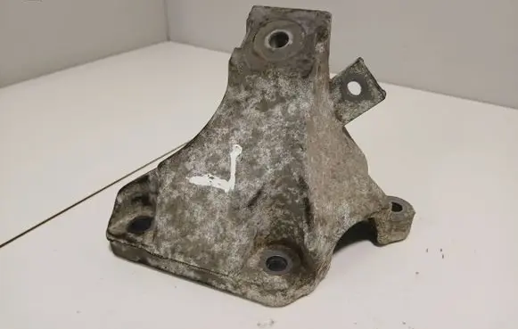 Audi A6 S6 C6 4F Engine mounting bracket 4F0199308AB