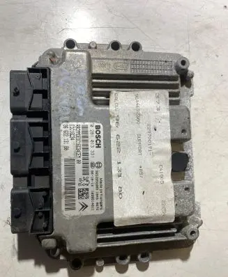 Citroen C4 I Engine control unit/module 9662213180 9653958980 0281013331