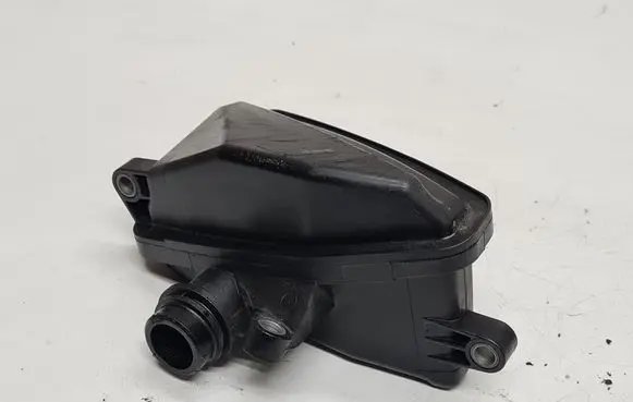 Intake resonator