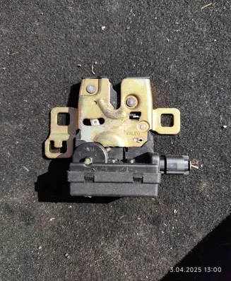 Mini One - Cooper R50 - 53 Tailgate/trunk/boot lock/catch/latch 7154656 30420251301