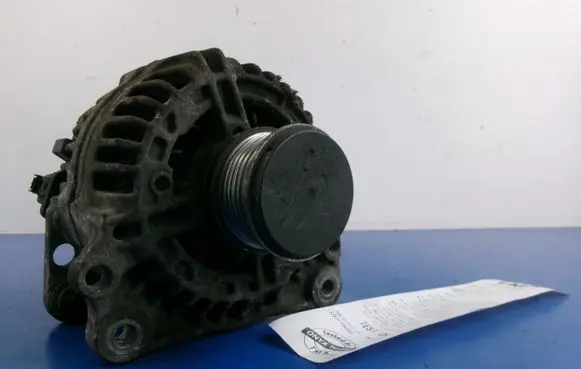 Volkswagen Sharan Generator/alternator 038903023L