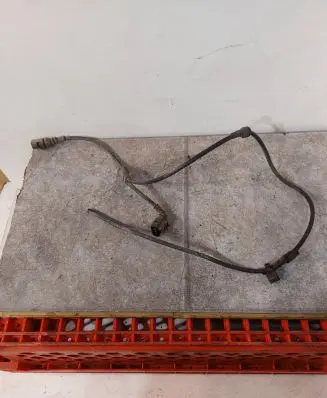 Audi A8 S8 D3 4E Front ABS sensor wiring 
