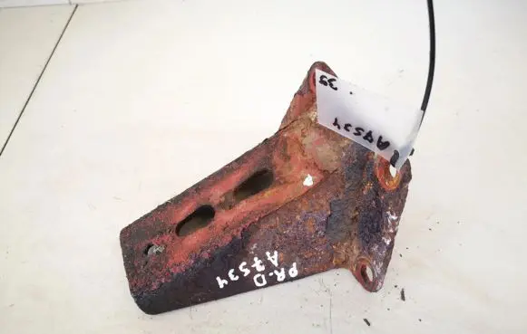 Iveco Daily 40.8 Engine mounting bracket