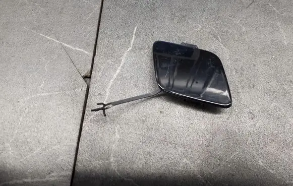 Audi A1 Front tow hook cap/cover 8XA807241