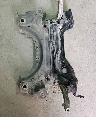 Peugeot 308 Front subframe 7CTG65