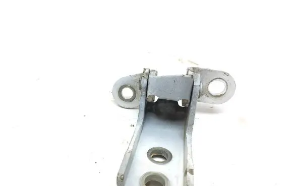 Toyota Land Cruiser (J200) Front door upper hinge