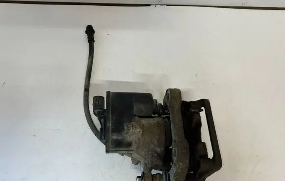 Volvo V70 Rear brake caliper 32332594