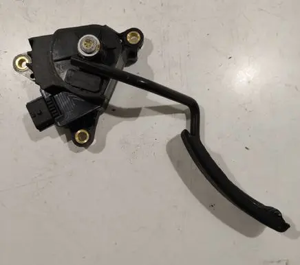 Renault Scenic II - Grand scenic II Accelerator throttle pedal 8200159645