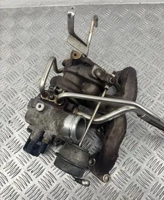 Volkswagen PASSAT B7 Turbo 03C145701