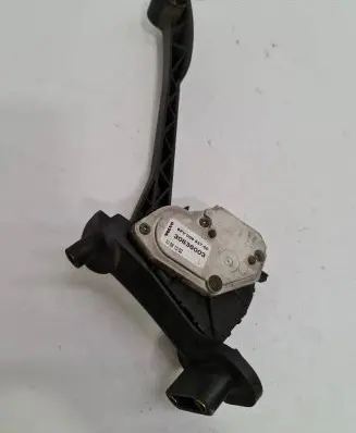 Volvo V70 Accelerator throttle pedal 30636003 031003 6PV00853700