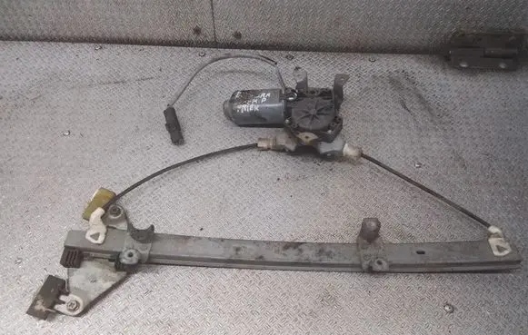 Nissan Primera Front door window regulator with motor