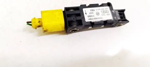 Audi A3 S3 8P Airbag deployment crash/impact sensor 4b0959643e 290503