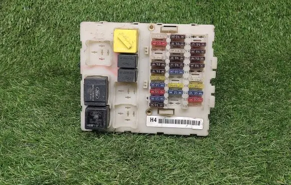 Ford Focus Power management control unit 98AG14A073CH