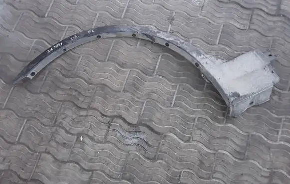 BMW X3 E83 Front arch trim 51773405817 3405817