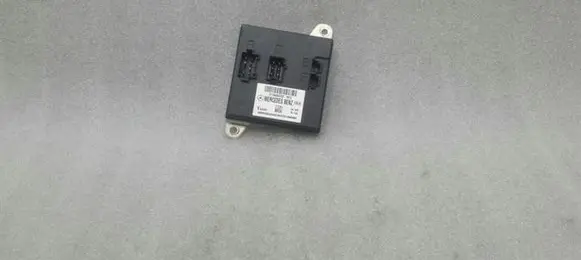 Mercedes-Benz E AMG W211 SAM control unit A2115452232