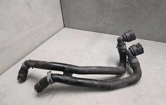 Volkswagen Polo VI Engine coolant pipe/hose 2Q0121156B