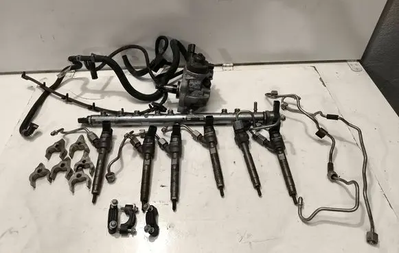 BMW X5 F15 Fuel injection system set 7823463 0445010634 140525