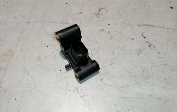 BMW 5 E60 E61 Airbag deployment crash/impact sensor 6977398