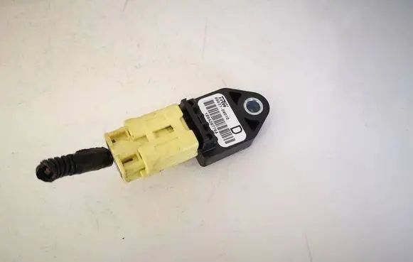 Toyota Corolla Verso AR10 Airbag deployment crash/impact sensor 898310W010
