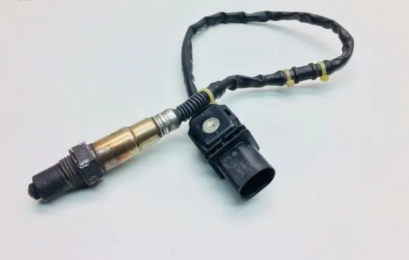Volkswagen Golf V Lambda probe sensor 03C906262AF