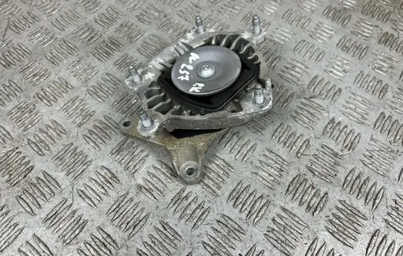Mercedes-Benz CLS W257 Gearbox mounting bracket A2052402500