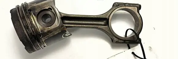 Renault Master II Piston with connecting rod