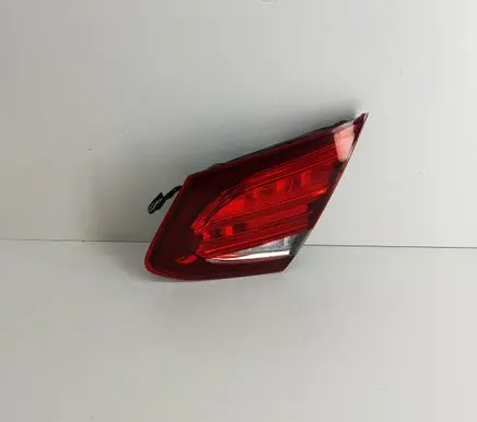 Mercedes-Benz C W205 Tailgate rear/tail lights A2059066800