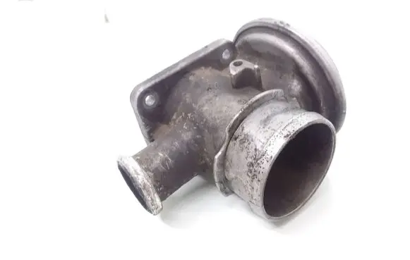 BMW 5 E39 EGR valve 7785452