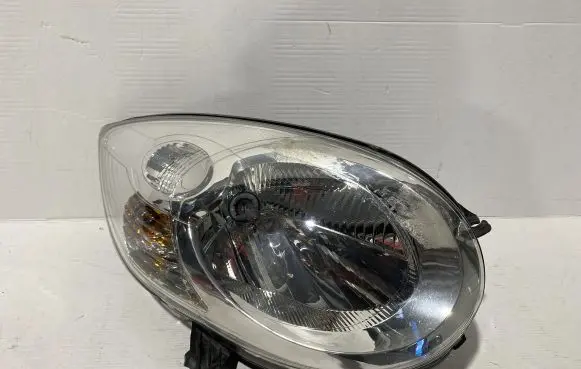 Citroen C1 Headlight/headlamp 811100H050