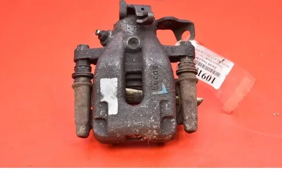 Peugeot 2008 I Rear brake caliper