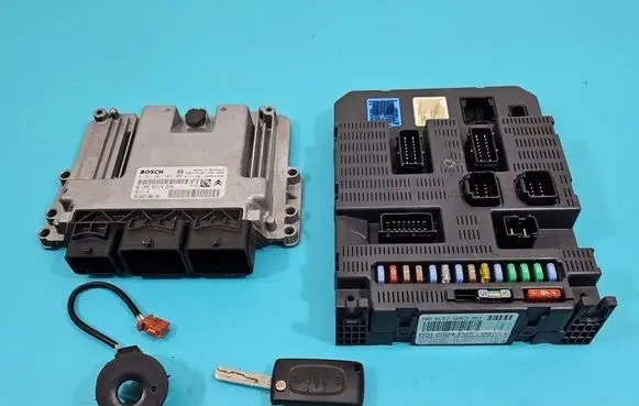 Peugeot 207 Engine control unit/module ECU 0261201505 IMPRK1504743