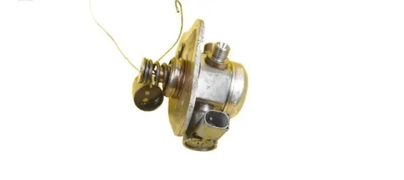 BMW 3 E90 E91 Mechanical fuel pump 7562473 N43B20A