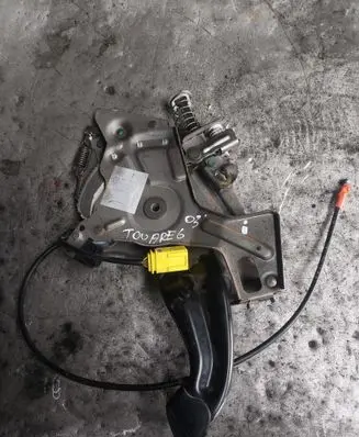 Volkswagen Touareg I Handbrake/parking brake lever assembly 7L0721797 7L0721797P