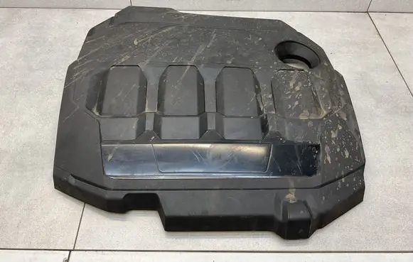 Volkswagen Polo VI Engine cover (trim) 04L103925AN