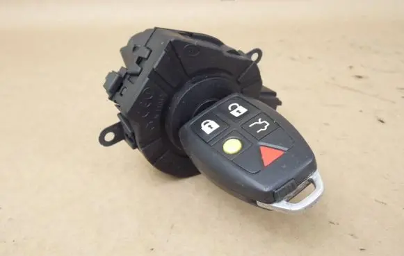 Volvo V50 Ignition lock 30710301
