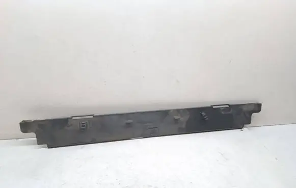 BMW 3 F30 F35 F31 Radiator trim 7600543 17117600543