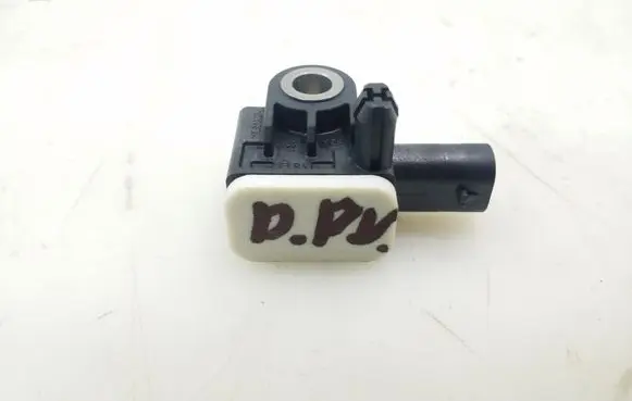 Mercedes-Benz CLA C117 X117 W117 Airbag deployment crash/impact sensor A1668210151