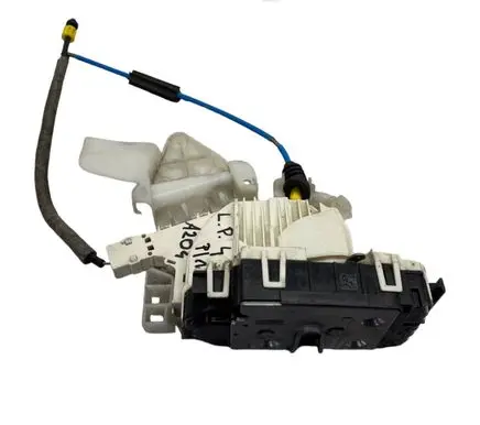Mercedes-Benz C W204 Front door lock A2047201535