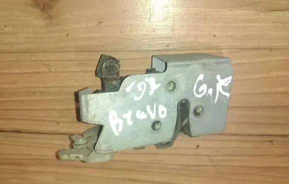 Fiat Bravo - Brava Rear door lock