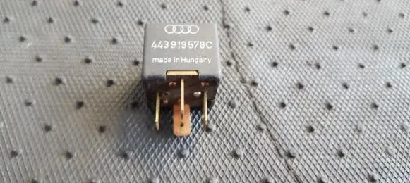 Audi A6 S6 C5 4B Other relay 443919578C 899519