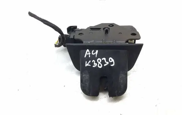 Audi A4 S4 B7 8E 8H Tailgate/trunk/boot lock/catch/latch 8P4827505B K3839