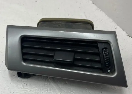 BMW 5 E60 E61 Dashboard side air vent grill/cover trim 64226910731 5112001 14121810